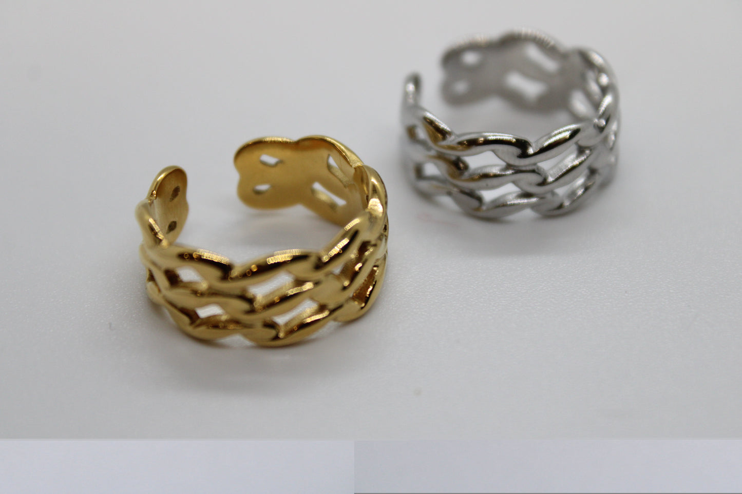 Anello Strike