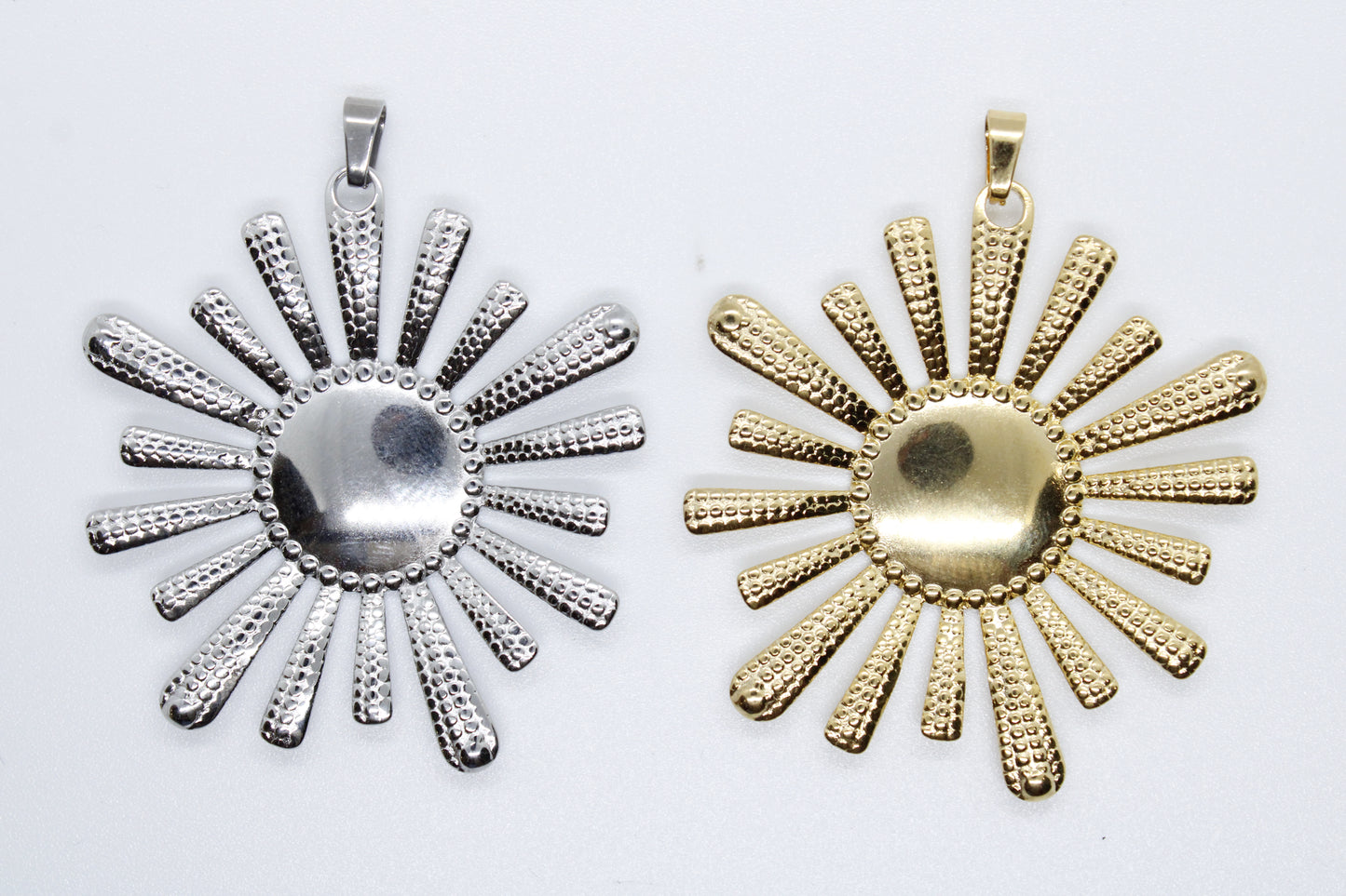 Charms Speldido