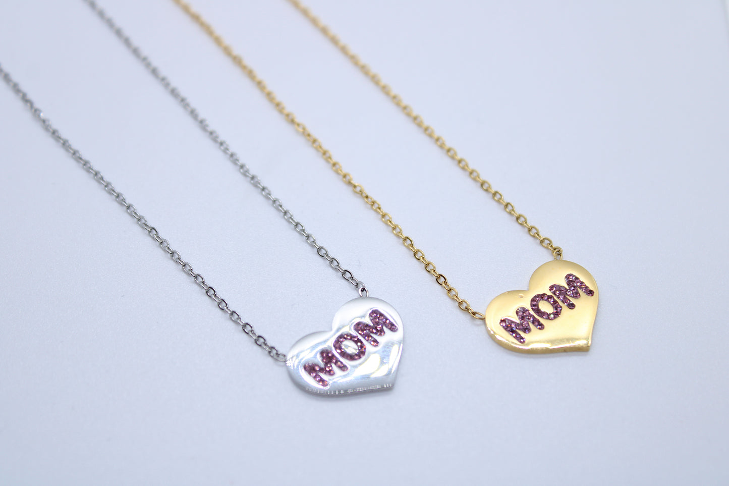 Collana Mom