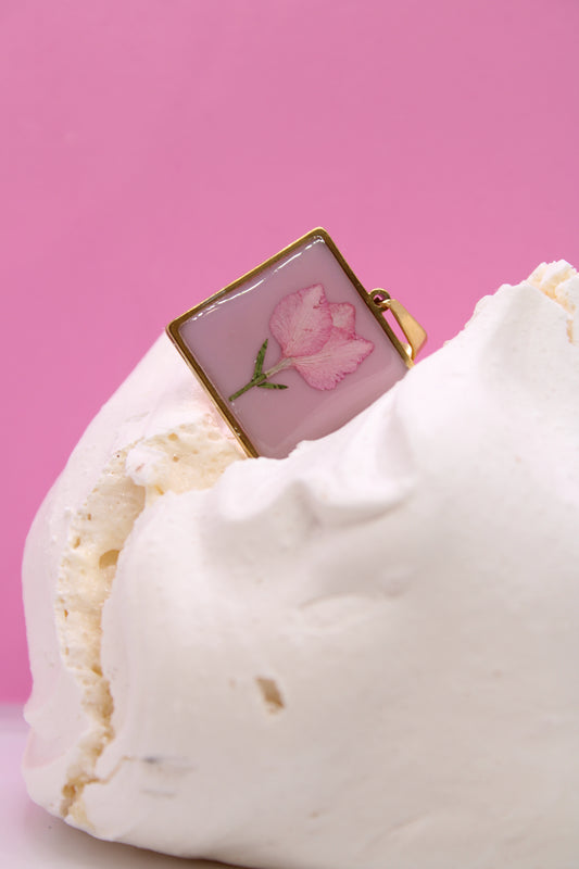 Charm La Pink