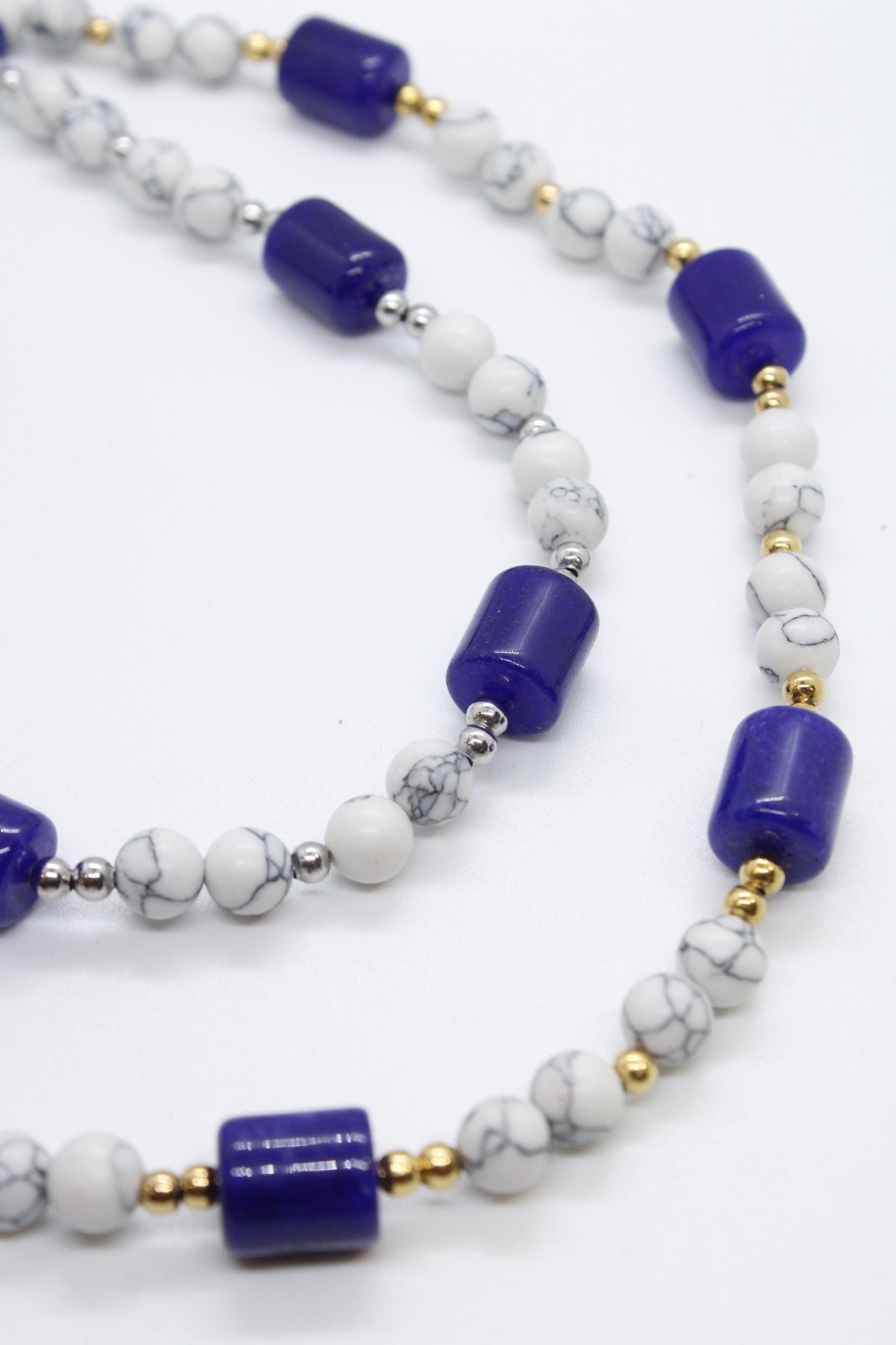 Collana Singapore