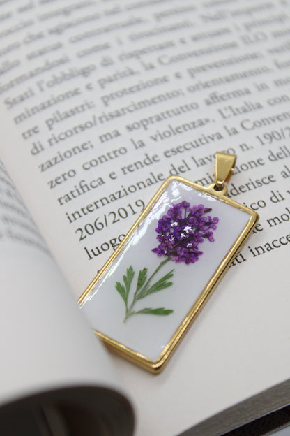Charms Iris