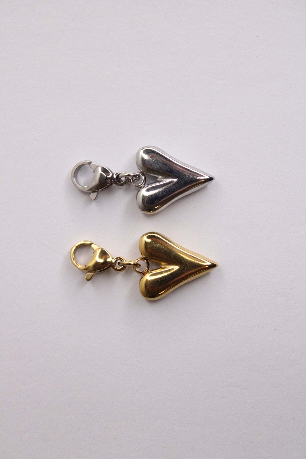 Charm Cuore Slanciato